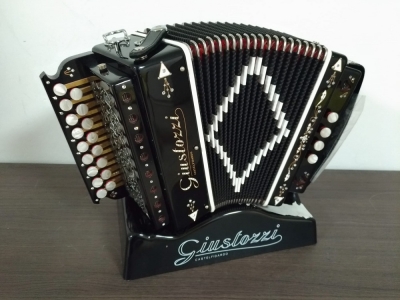 Accordionshop - Organetto Della Noce 4 basses Mod. Teramo (Italy